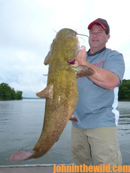 Slip Float Fishing for Catfish with Brian Barton  2