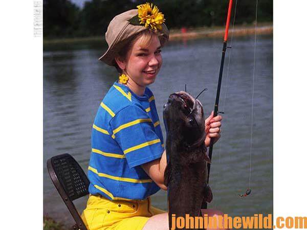 Creekbank Jug Fishing for Catfish - John In The WildJohn In The