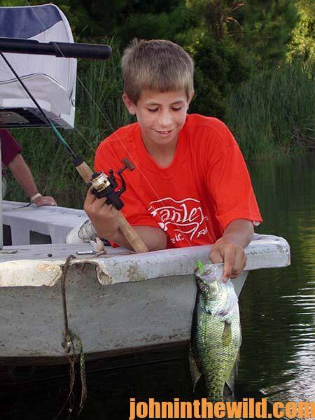When to Build Beds and Expect to Catch Crappie with Guide Steve McCadams - 3