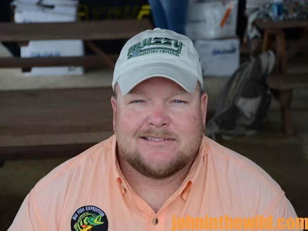 Chuck Belmore of The Habit TV Gives Tips for Successful Bowfishing - John  In The WildJohn In The Wild