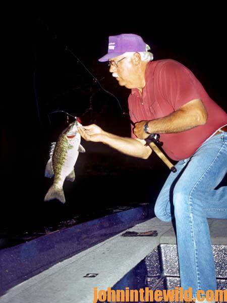 Equipment and Tactics for Catching Tennessee River Smallmouth Bass