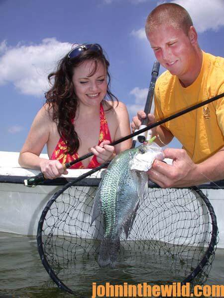 Catching Big Crappie with Brute Force - John In The WildJohn In