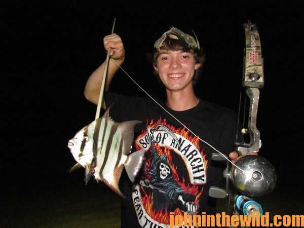 Near Shore and Inshore Bowfishing with Dustin Mizell for Game Fish ...