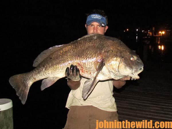 Bowfishing at night in Mississippi