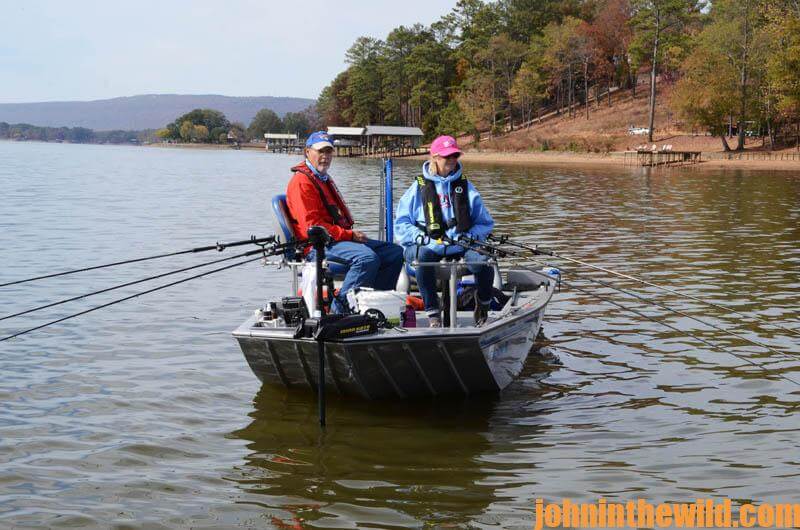 Spider Rigging and Using Small Hooks in Thick Brush for Crappie with  Darrell Baker - John In The WildJohn In The Wild