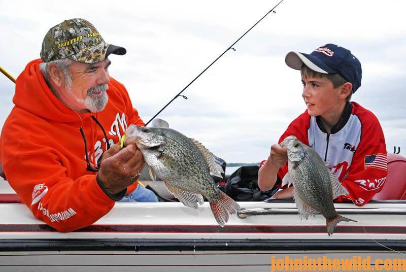 Catching Crappie with a Jig Pole - John In The WildJohn In The