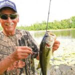 Hank Parker Bass Fishes Farm Ponds Day 5: Hank Parker Grows Big Farm Pond Bass