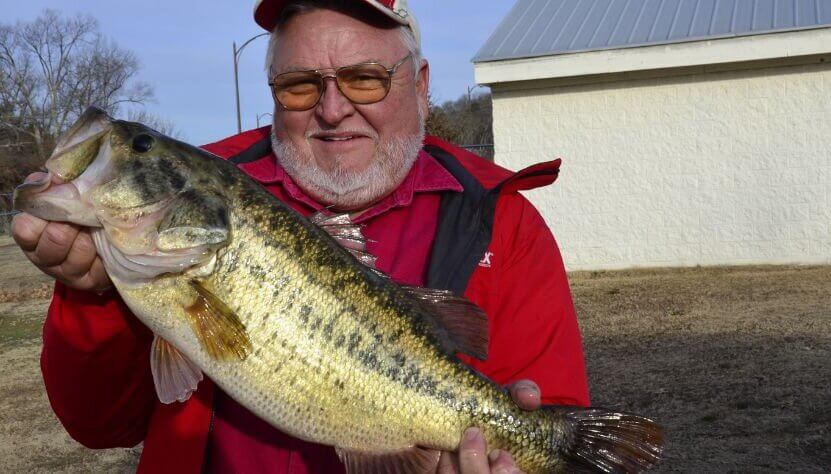 Late big bites power Joey Nania to lead at Bassmaster Open at Oklahoma's  Lake Eufaula