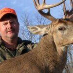 Taking Memorable Buck Deer with Bows Day 4: Brad Harris & Terry Rohm Bowhunt Deer